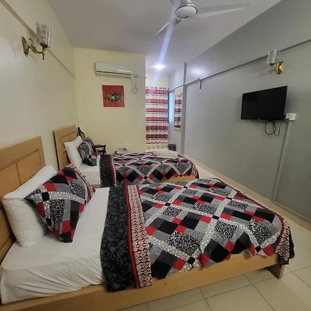 Hotel Rooms Dha Karachi Exterior photo