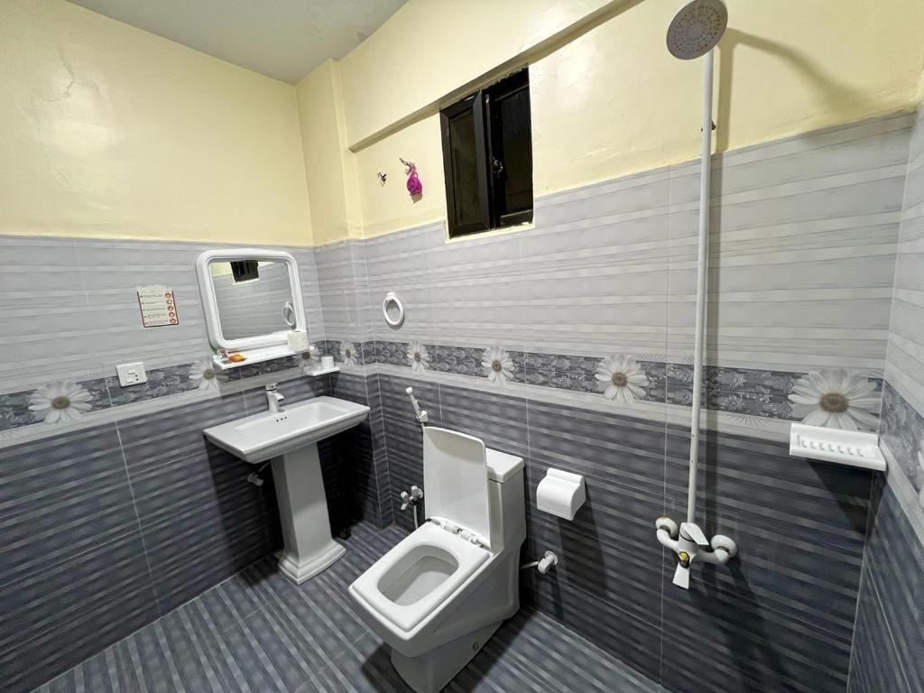 Hotel Rooms Dha Karachi Exterior photo